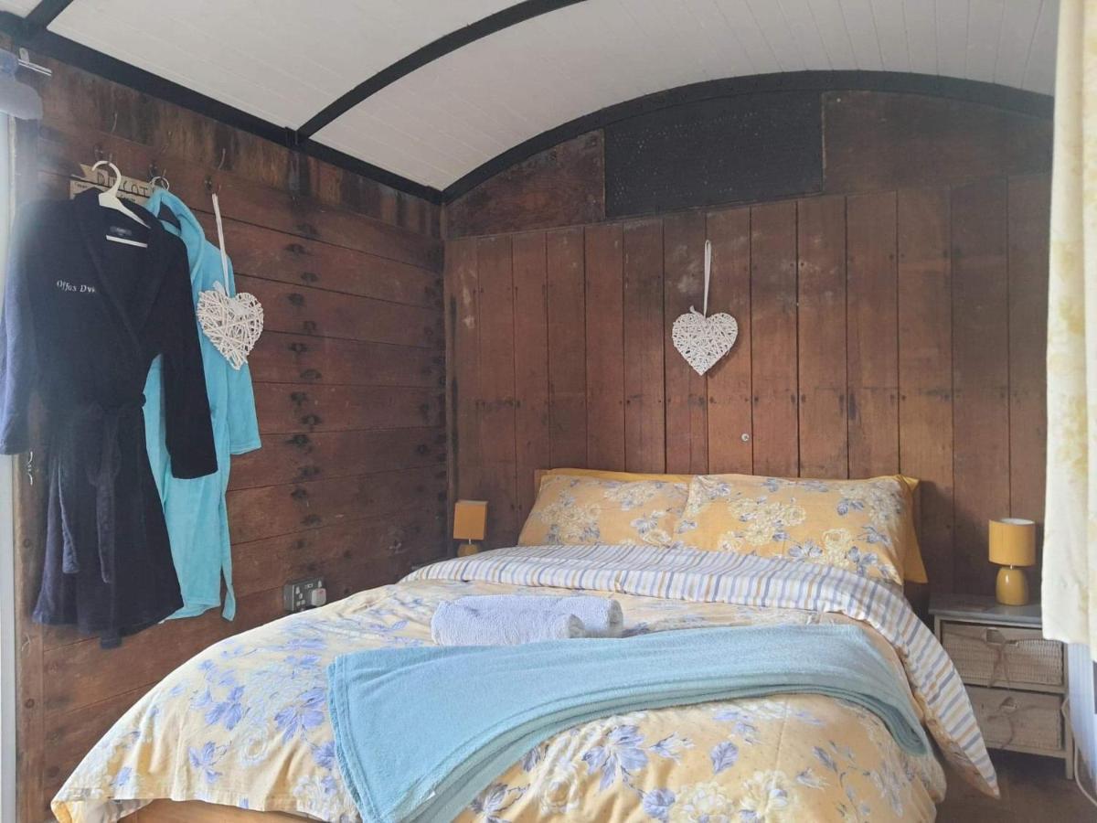 Ferienwohnung Luxury Cosy Carriage With Electric Private Hot Tub Hereford Exterior foto